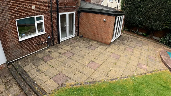 patio paving slabs before cleaning